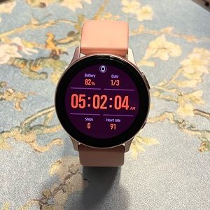 Samsung Galaxy Active 2 Smart Watch 40mm Rose Gold/pink band